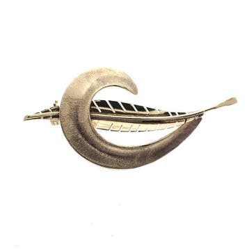 Gouden broche van een veer, Bijoux, Sacs & Beauté, Broches, Ophalen of Verzenden