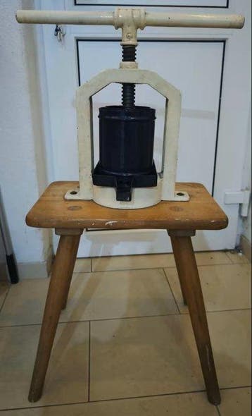 Industriële apparatuur - Handmatige fruitpers - Duitsland -