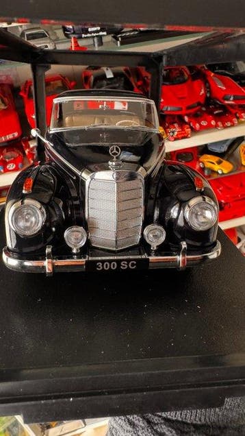 KK-Scale 1:18 - Modelauto - Mercedes-Benz 300 SC Coupe
