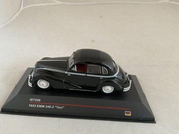 IST Models 1:43 - Modelauto (3) - EMW 340-2 taxi; Lada Niva;