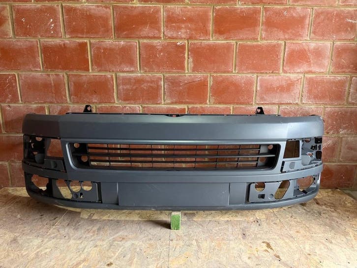 Pare-chocs av. Volkswagen T5 Caravelle phase 2 2009 - 2015, Autos : Pièces & Accessoires, Carrosserie & Tôlerie, Volkswagen, Utilisé