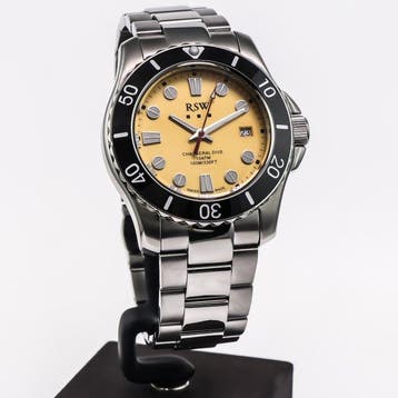 RSW - Swiss Made Watch - RSWM137-SS-14 - Sans prix de