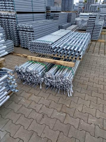 Échafaudage Multi 50M² NEUF 2600€, Bricolage & Construction, Échafaudages, Neuf, Échafaudage de façade, 5 mètres de hauteur ou plus
