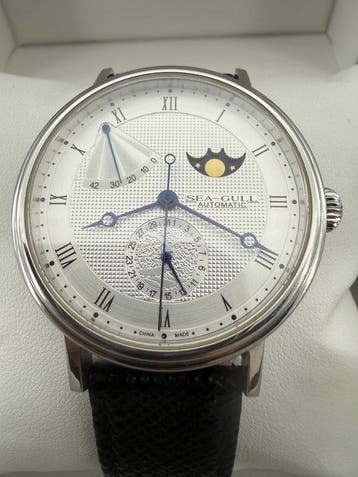 SEA-GULL - CALENDAR MOON PHASE Power Reserve Indicator, Nieuw
