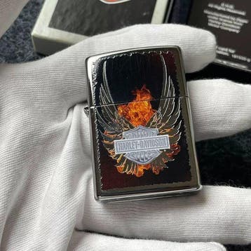 Zippo - arleyDavidson Flame & Wing Design - Zonder