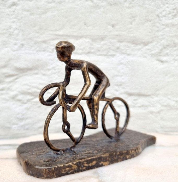 Beeldje - A biker - Brons, Antiek en Kunst, Kunst | Designobjecten