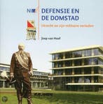 Defensie en de Domstad 9789053454213 J. van Hoof, Verzenden, J. van Hoof