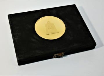 Pink Floyd - “The Division Bell” Wooden Box with Serial, Nieuw in verpakking