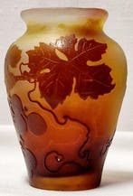 Emile Gallé - Vase - Procédé du verre caméo, Antiek en Kunst