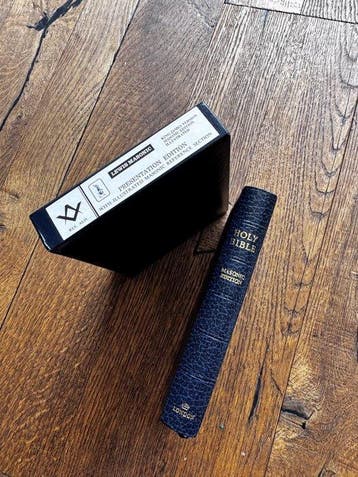 Lewis Masonic - Holly Bible- The Bible in Freemasonry - 1980