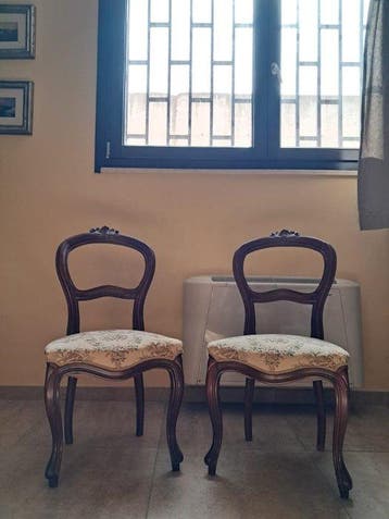 Stoel (2) - Hout - Een paar vintage stoelen, Antiek en Kunst