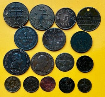 Wereld. Lote de 14 moedas e medalhas históricas de, Postzegels en Munten