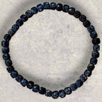 Saphir bleu nuit. Bracelet facetté de belle qualité. Pierre