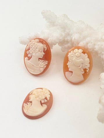Cassis rufa zonder reserveprijs - Cameo - Handgesneden camee