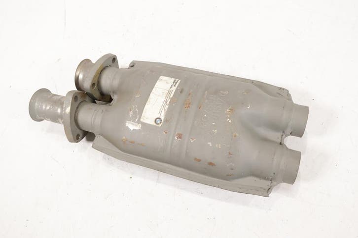 BMW 6 Serie E24 OEM Demper uitlaat NIEUW! 18121175883, Autos : Pièces & Accessoires, Systèmes d'échappement, Enlèvement ou Envoi