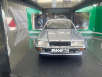 Cult 1:18 - Voiture miniature - Jaguar XJR XJ40, Nieuw