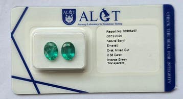 Sans prix de réserve Vert Émeraude - 2.38 ct - Antwerp