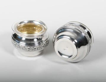 Prachtig antiek stel massief zilveren zoutvaatjes /, Antiquités & Art, Antiquités | Argent & Or