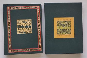 J. R. R. Tolkien - The Hobbit original collectors edition -