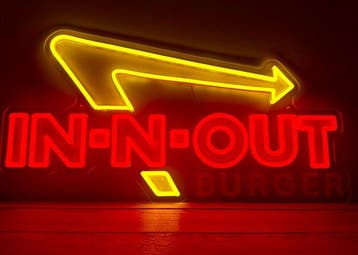 In-N-Out - Enseigne lumineuse au néon - Plexiglass