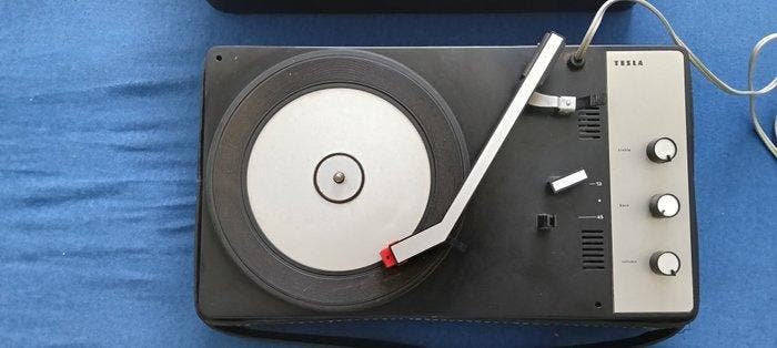 Tesla - GE 071 Tourne-disque, TV, Hi-fi & Vidéo, Radios