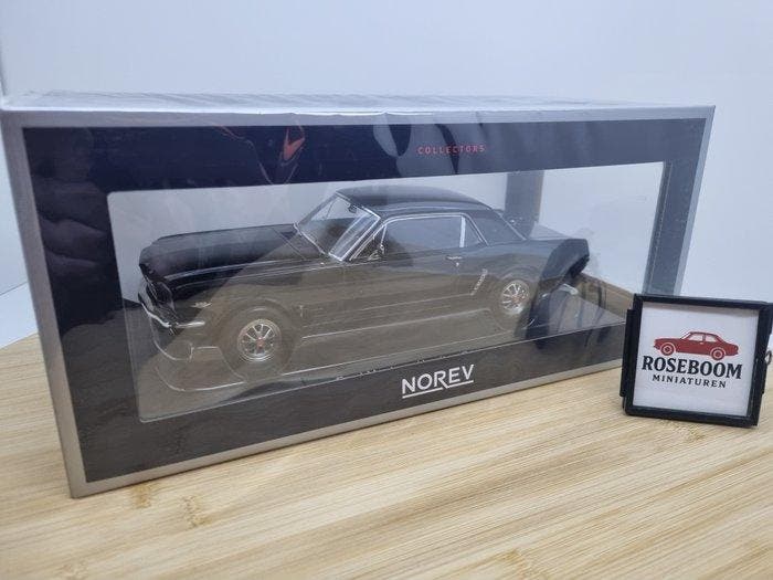 Norev 1:18 - Modelauto - Ford Mustang Hardtop Coupe - 1965, Hobby & Loisirs créatifs, Voitures miniatures | 1:5 à 1:12