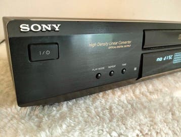 Sony - CDP-XE320 – High Density Linear Converter – Sortie, Nieuw