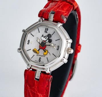 Gérald Genta - Walt Disney Mickey Mouse MOP Dial - G.2851.7