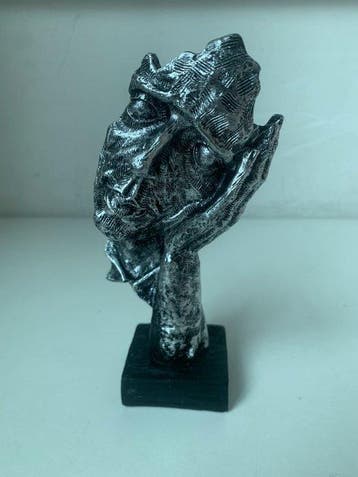 sculptuur, Silence is Golden - 16 cm - Hars