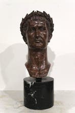 sculptuur, Busto di Imperatore Cesare - 80 cm - Marmer, Antiek en Kunst