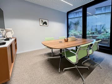 Kantoorruimte voor 4 in Signature City Centre, Verzenden