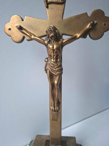 Groot Antiek Altaarkruis – Massief Messing Corpus Christi -
