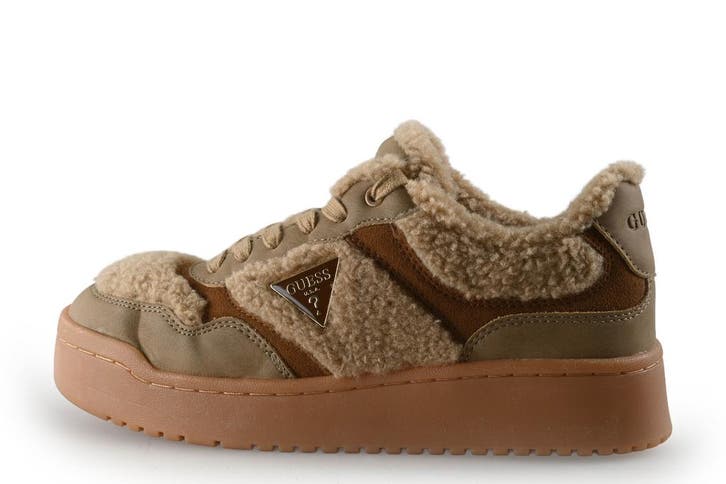 Guess Sneakers in maat 39 Beige, Kleding | Dames, Schoenen, Beige, Zo goed als nieuw, Sneakers, Verzenden