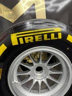 Pneu complet sur la roue - Pirelli - Tire complete on wheel