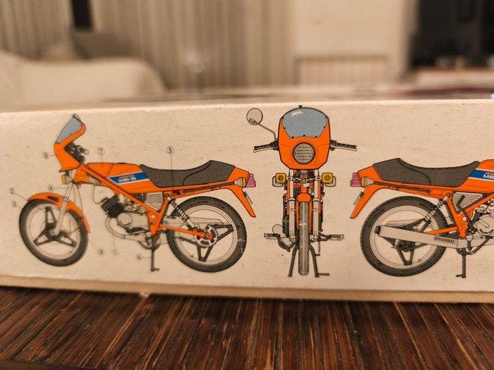 Tamiya 1:6 - Model motorfiets - Honda MB50Z, Hobby & Loisirs créatifs, Voitures miniatures | 1:5 à 1:12