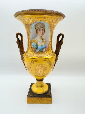 Pair of Magnificent Sèvres-Style Porcelain Vases – Signed, Antiek en Kunst