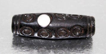Antieke boeddhistische heilige Tibetaanse magnetische steen