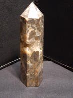Natural Agate tower - 9.05 cm - grey agate with druzy pocket, Verzenden