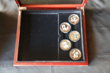 Frankrijk. Silver medal ND, Grandeur et Liberté, 8 x pièces