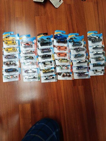 1:64 - Modelauto (435) - Hotwheels