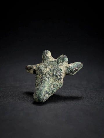 Oud-Romeins, Keizerrijk Gepatineerd brons Figuur - 4 cm
