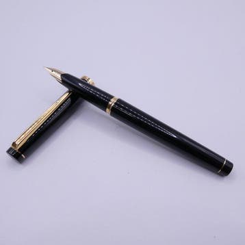 Pilot - Pilot Fountain Pen Elite Black 14K-585 Gold Nib -, Nieuw