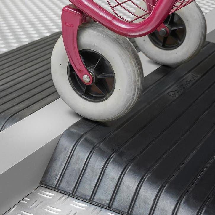 Datona Rubberen drempelhulp 50 mm hoog 2 stuks - Datona, Doe-het-zelf en Bouw, Overige Doe-Het-Zelf en Bouw, Ophalen of Verzenden