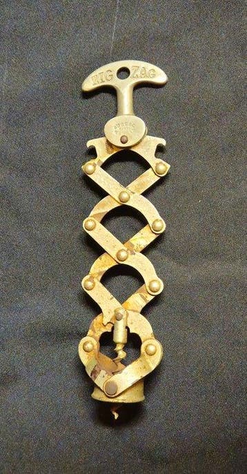 Zig-Zag Concertina - Kurkentrekker - Staal, Antiek en Kunst