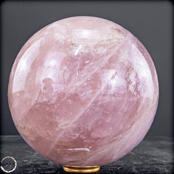 Natuurlijke rozenkwartsbol uit Brazilië- 1912.32 g
