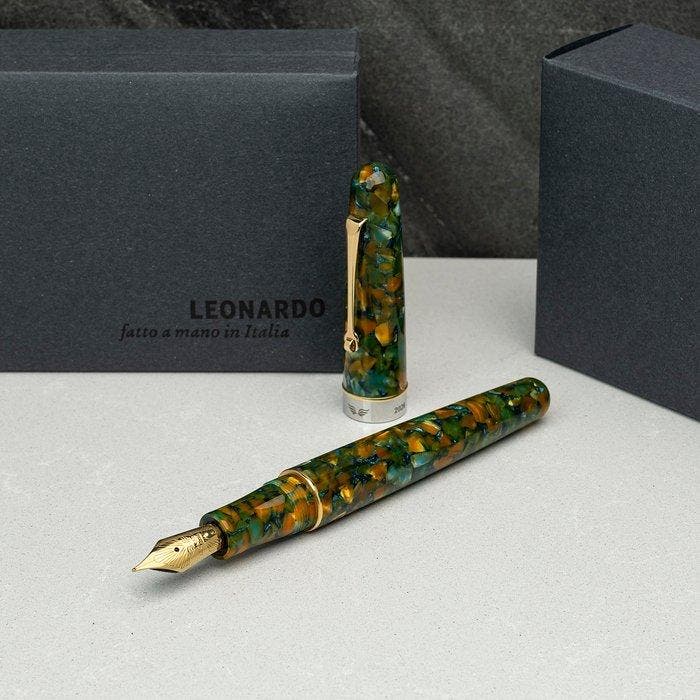 Leonardo Officina Italiana - Virtuosa Girasole gold trim -, Verzamelen, Pennenverzamelingen
