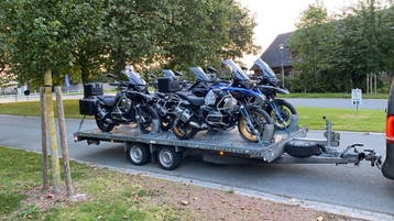Te huur Tempo100 motor aanhangwagen, Ophalen