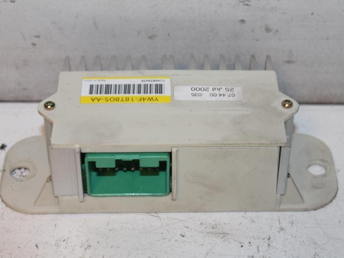 Radio versterker Jaguar S-Type O139303, Auto-onderdelen, Elektronica en Kabels