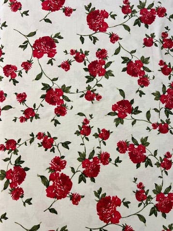 Elegante tafellaken voor grote tafels - klimmende rode rozen