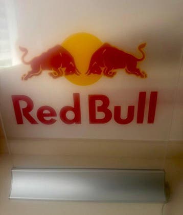 POS (reclameobject voor verkooppunt) - Red Bull-lamp